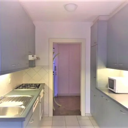 Διαμέρισμα With Garden In *